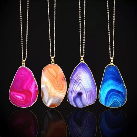 Natural Crystal Quartz Pendant Necklace - Picture 2 of 4